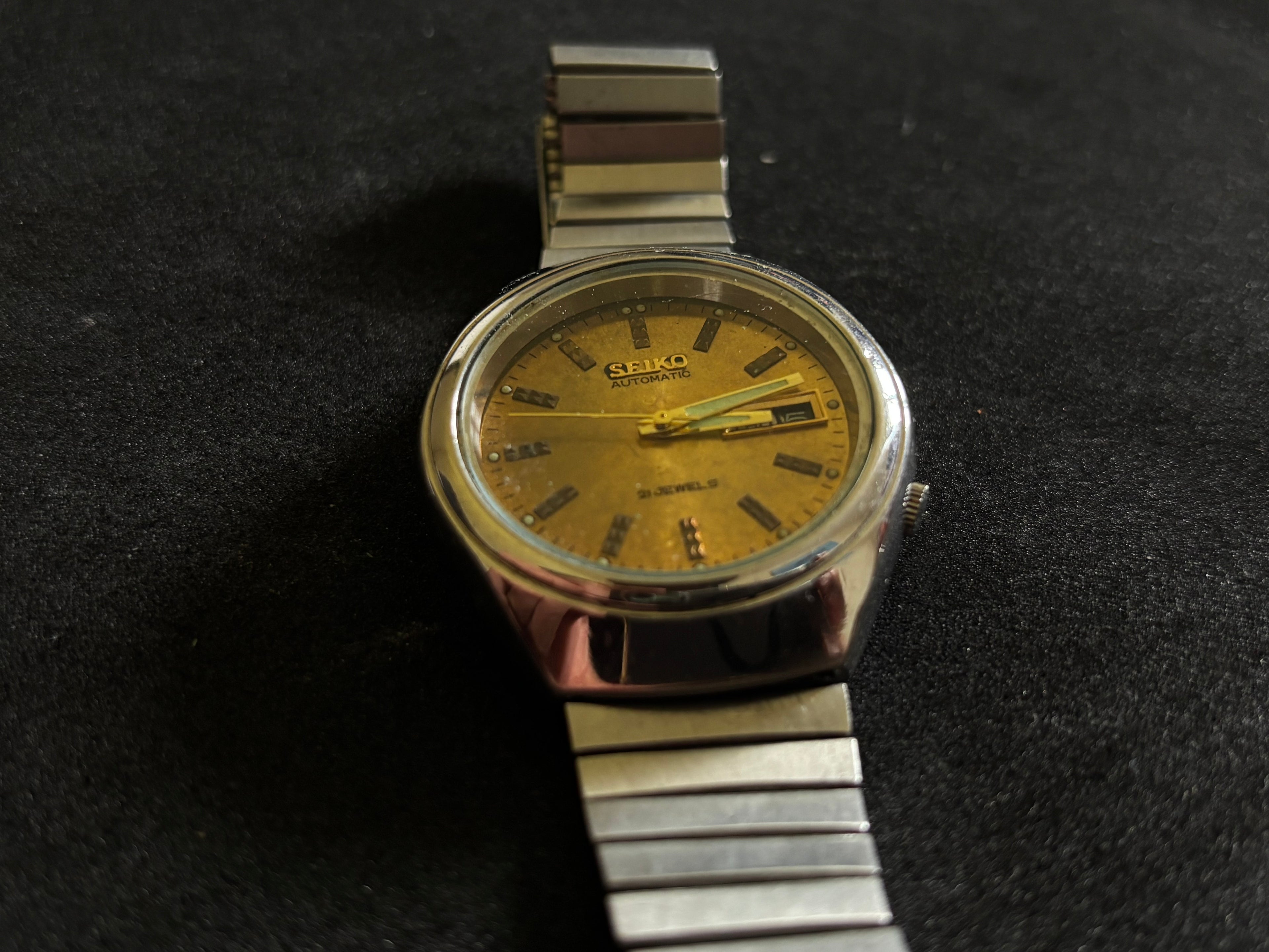 Seiko Mechanical Automatic - Gold Dial