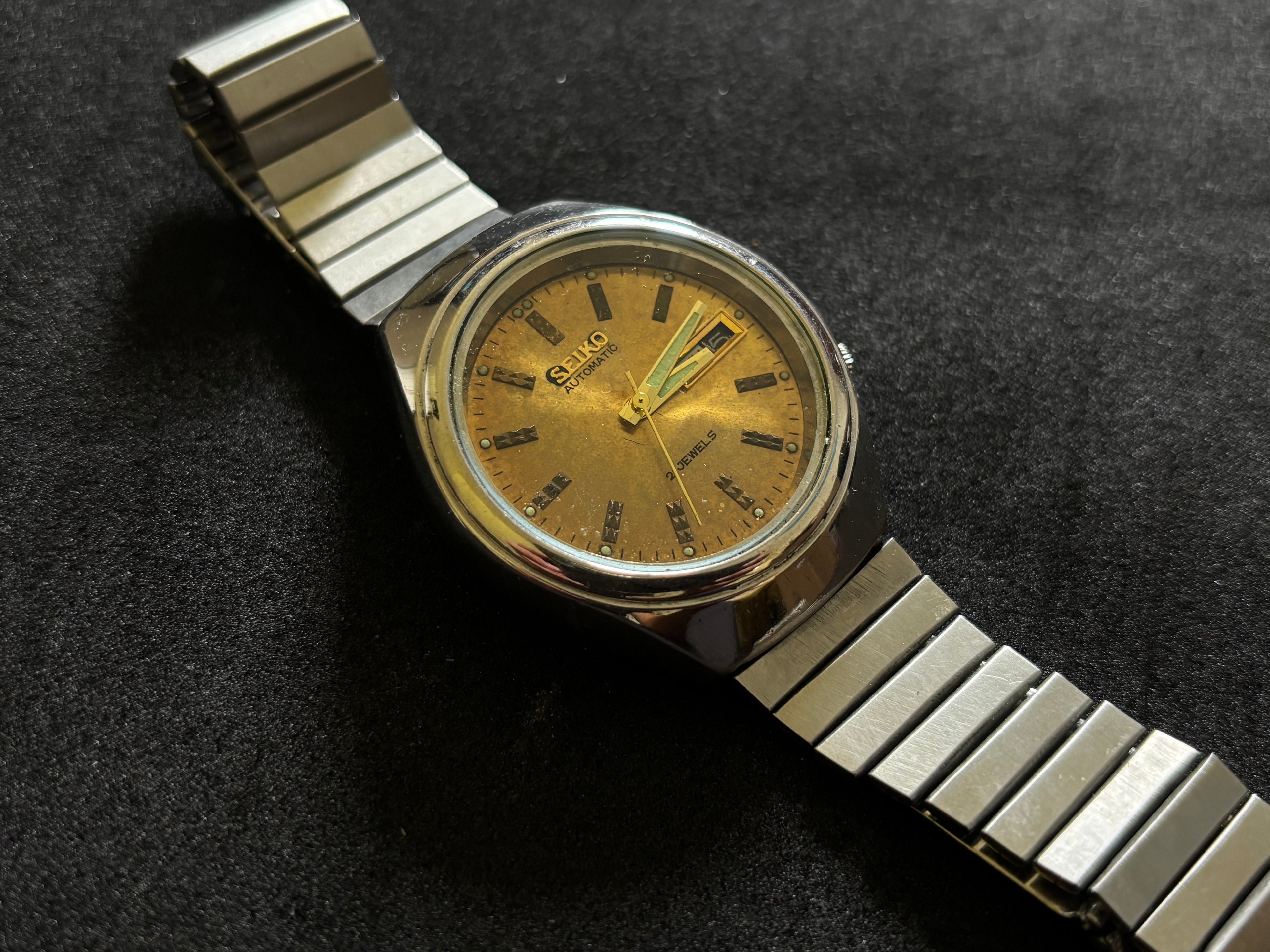 Seiko Mechanical Automatic - Gold Dial